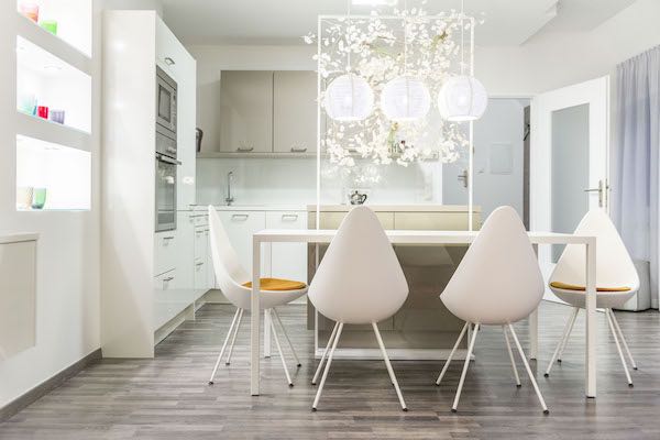 Designermöbel in der Küche im Apartment Haydngasse